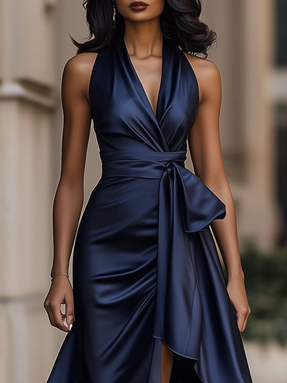 Vestido de Noche “Midnight Elegance” de Satén con Cuello Halter y Volantes