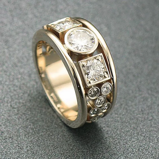 Anillo vintage de circonita en oro